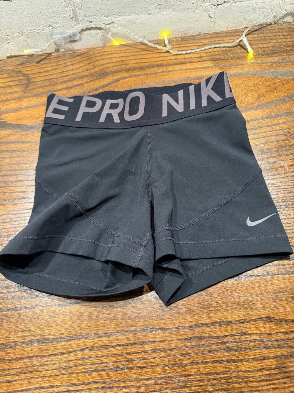 Nike Pro Mid-Rise Black Women's Athletic Shorts 0128